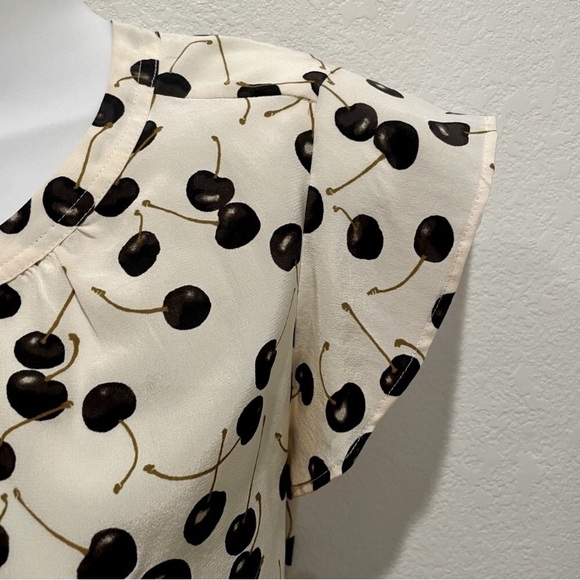 J. Crew silk flutter sleeve popover top in black cherry print, size 2 - Picture 10 of 13